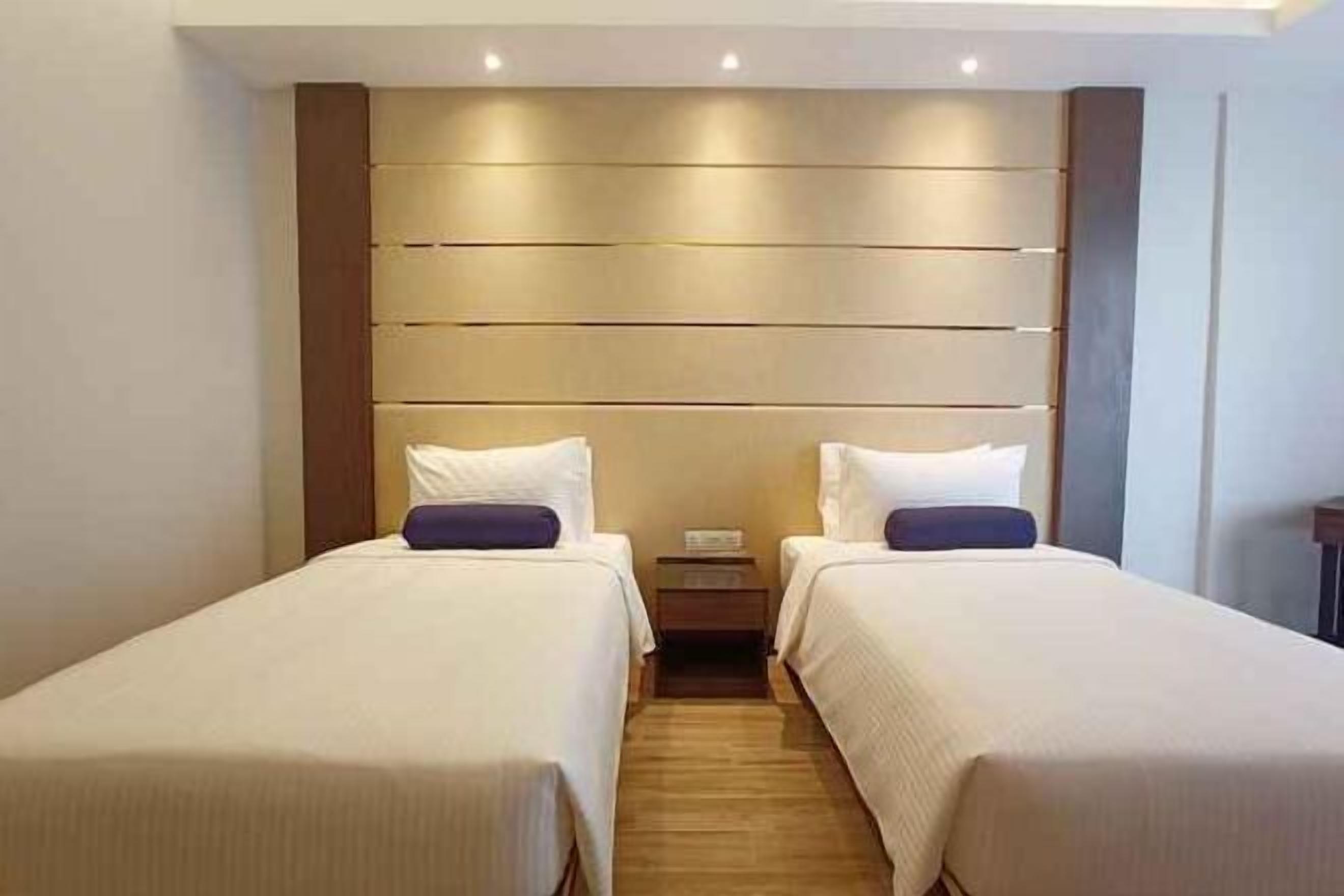 มินิบาร์, Wi-Fi ฟรี, ผ้าปูที่นอน