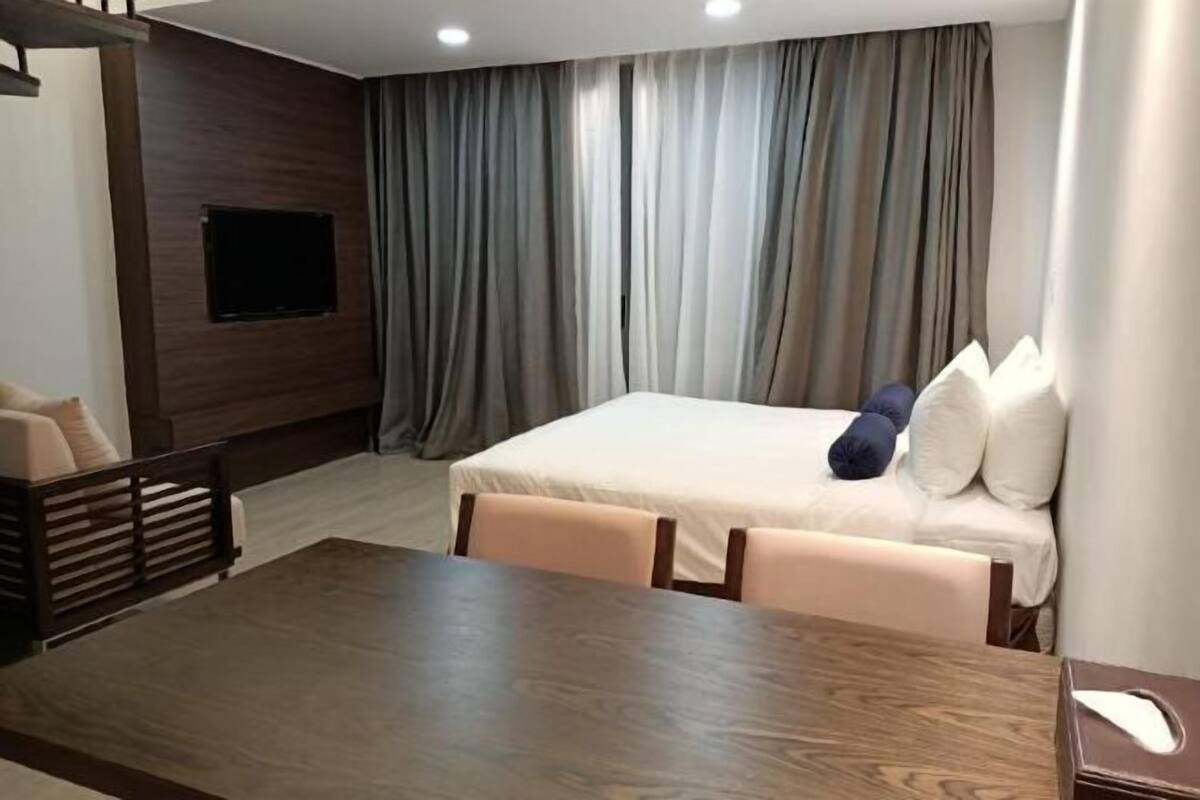 1 bedroom, minibar, free WiFi, bed sheets