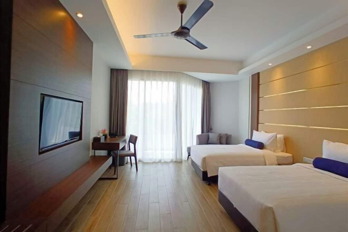 1 bedroom, minibar, free WiFi, bed sheets