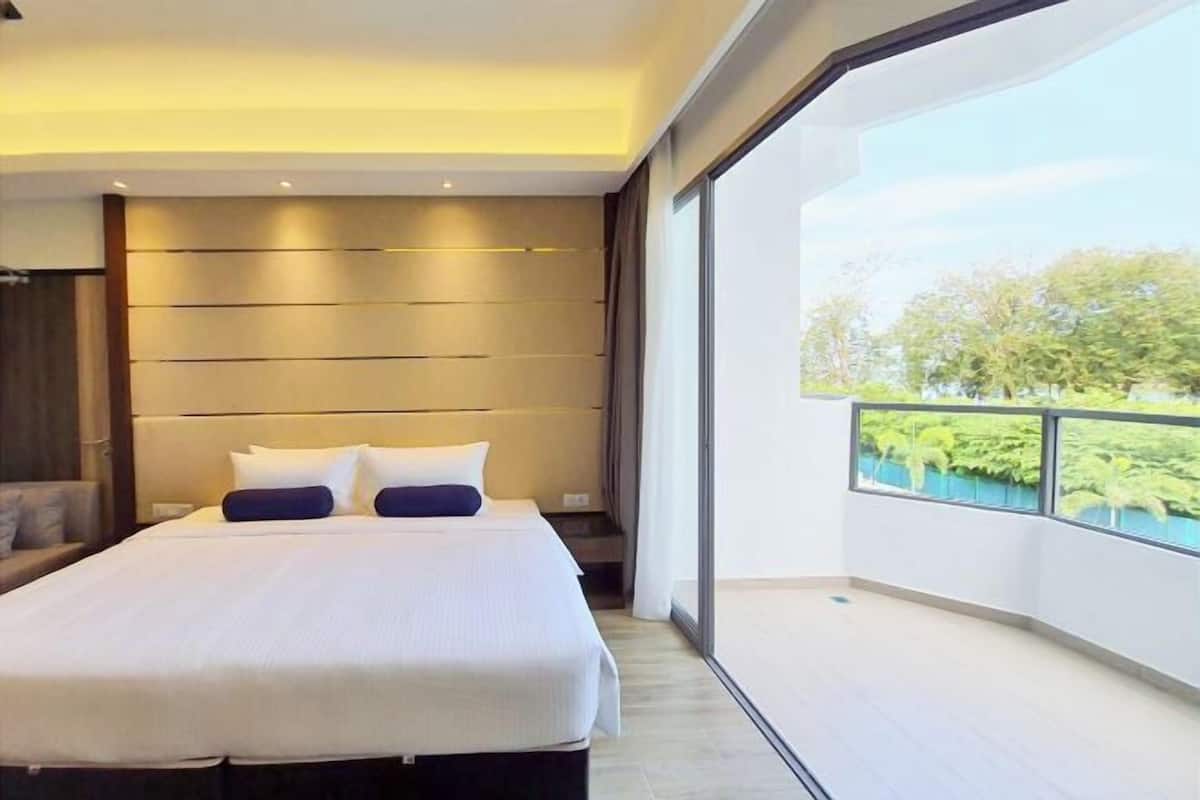 1 bedroom, minibar, free WiFi, bed sheets