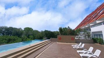 Istana Penthouse | Beach/ocean view