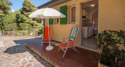 Residence La Valdana-Studio with swimming pool, tennis and parking 1km from the beach