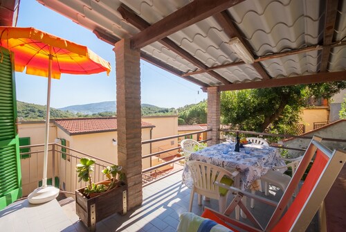 Residence La Valdana - 4 person apartment with swimming pool, tennis and parking 1km from the beach