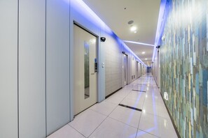 Hallway - Golden Business Hotel (Seosan)