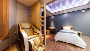 Premium Triple Room (Styler + Air Purifier + Massage Chair) | Premium bedding, down comforters, free minibar, individually furnished