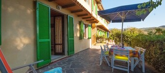 Residence La Valdana - 3 room apartment with swimming pool, tennis and parking 1km from the beach