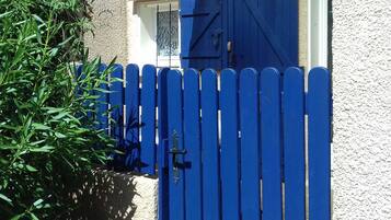 Enceinte de lâhĂ©bergement