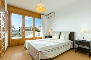 4 camere, ferro/asse da stiro, Wi-Fi, lenzuola