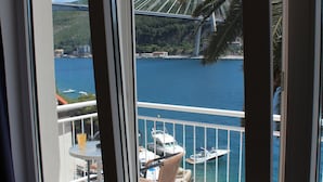 Studio (Studio Apartment with Terrace and Sea) | Balkong