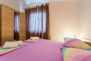 Departamento (Two Bedroom Apartment) | 2 habitaciones, tabla de planchar con plancha y ropa de cama