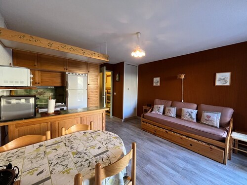 Studio 28m² au pied des pistes, 4 pers, résidence Les Cimes