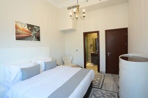 2 habitaciones, escritorio, wifi y ropa de cama 