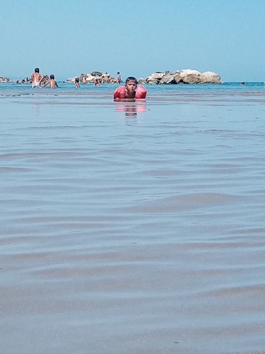 FRAC PALACE NEW APARTMENT 50 METERS FROM THE SEA GROUND FLOOR