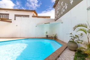 Piscina externa