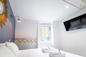 1 slaapkamer, een bureau, gratis wifi, beddengoed