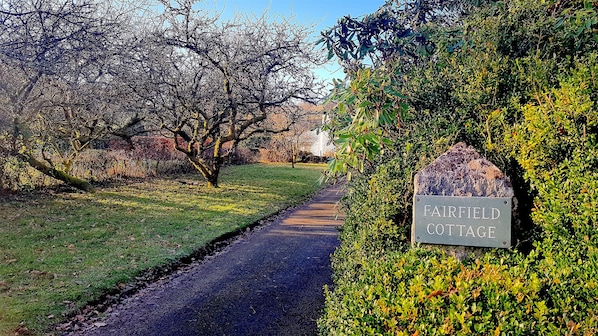 Cottage | Property grounds