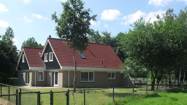 Exterior - Isolated Villa With Washing Machine, Near Maastricht (Susteren)