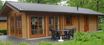 Wooden Chalet With Dishwasher, Near Maastricht