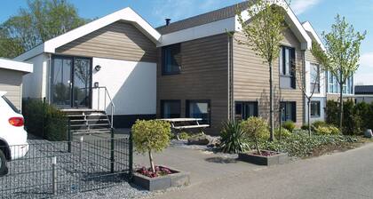 Spacious Apartment with Dishwasher near Biesbosch