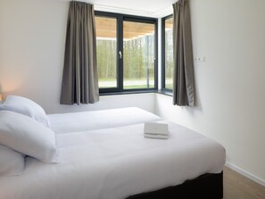 Villa | 3 bedrooms, individually furnished, bed sheets