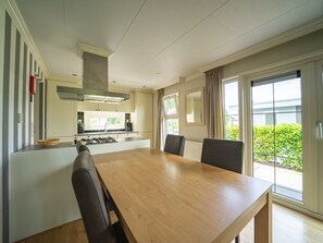 Chalet | Dining