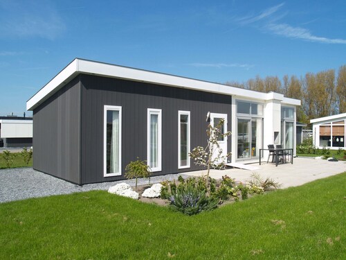 Modern Chalet With Combi-microwave