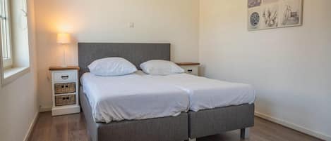 獨棟房屋 | 3 間臥室、布置獨特、床單