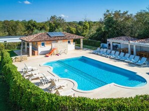 Mobile Home | Pool | Outdoor pool - Mobile Home in Banjole With Pool Near Beach (Medulin)