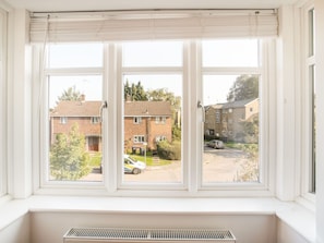 2 bedrooms, bed sheets - Cozy Apartment in Hatfield near University of Hertfordshire (Hatfield)