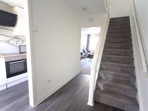 Reception - Elegant Holiday Home in Johnstone near The Big Adventure (Johnstone)