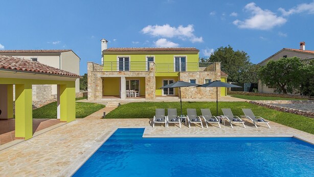 Outdoor pool - Luxury, Modernly Furnished Villa With Private Pool Near Rovinj (Kanfanar)