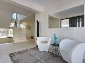 Villa | Bad | Dusj og hårføner