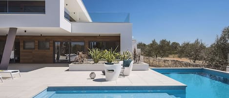 Villa | Pool | Innenpool, Außenpool