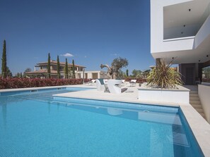 Villa | Pool | Innenpool, Außenpool