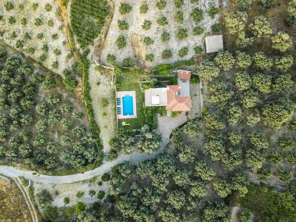 Villa | Pool | Indoor pool, outdoor pool