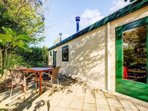 Quaint Chalet in Stegeren near Forest