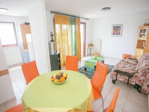 Dining - Lovely Apartment with 2 Balconies near Beaches (Porec)