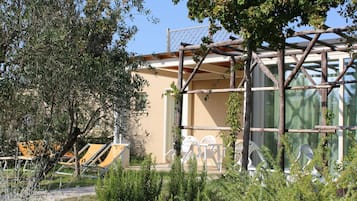 Esterni