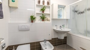 Unclassified image, 4 of 31, button - Modern Apartment for 2-4 Persons in Familily House With Shared Pool (Porec)