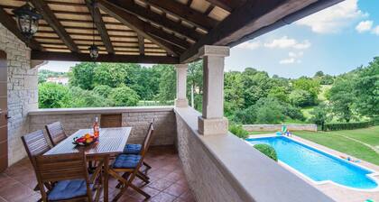 Villa for up to 8 Persons, With Private Garden and Pool