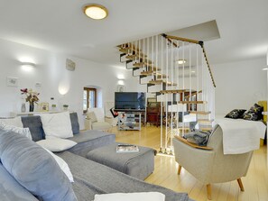 House | Dining - Holiday Home Vodnjan With Private Pool (Marcana)