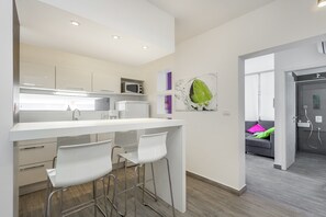 House | Private kitchen - Holiday Home in Pula Near Beach (Pula)