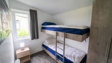 Chalet | 3 bedrooms, individually furnished, bed sheets