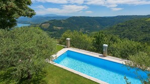 Outdoor pool - Renovated Stone Villa With Private Pool in Central Istria (Pazin)