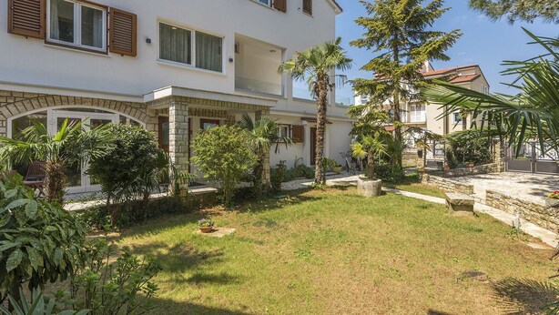 Unclassified image, 1 of 31, button - Modern one Bedroom Apartment With Terrace Near the Beach and Centre of Rovinj (Rovinj)