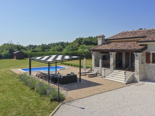 Villa With Private Pool in Istria, Quiet Location, Large Garden, Terrace, BBQ