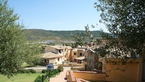 Exterior - Tastefully Decorated Apartment in Hills near Budoni (Budoni)