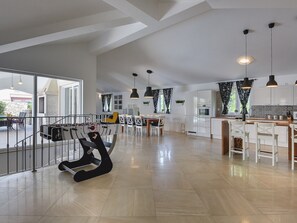 วิลล่า | ร้านอาหาร