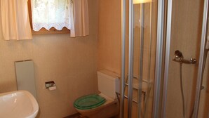 Unclassified image, 5 of 35, button - Charming Apartment in Habkern With Private Terrace (Habkern)