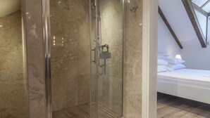 Ảnh chưa phân loại, 5 trong số 37 ảnh, nút